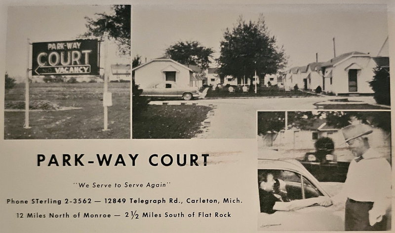 Parkway Motel (Park-Way Court) - Postcard (newer photo)